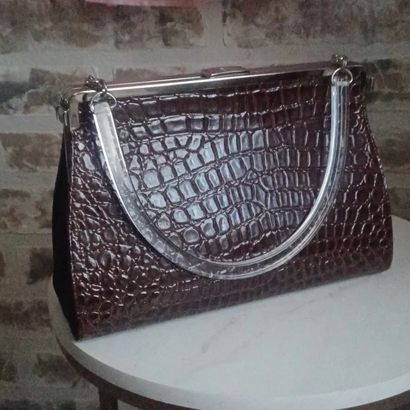 Tallula Tate - Picture 11 of 15